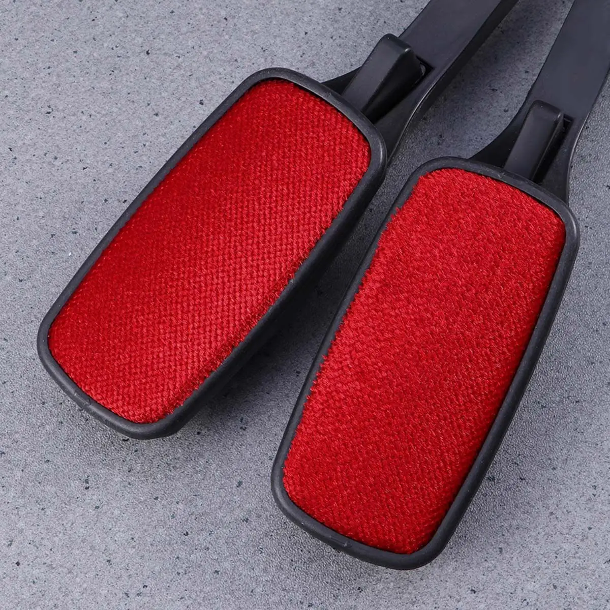 2Pcs Clothes Lint Remover Brush Static Powered Pet Hair Dust Cleaner for Apparel Bedding Furniture Cars Easy Grip Left Right