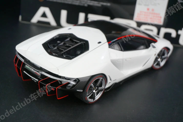 Autoart 1:18 LP770-4 Simulation Limited Edition All Open Alloy Metal Static Car Model Toy Gift