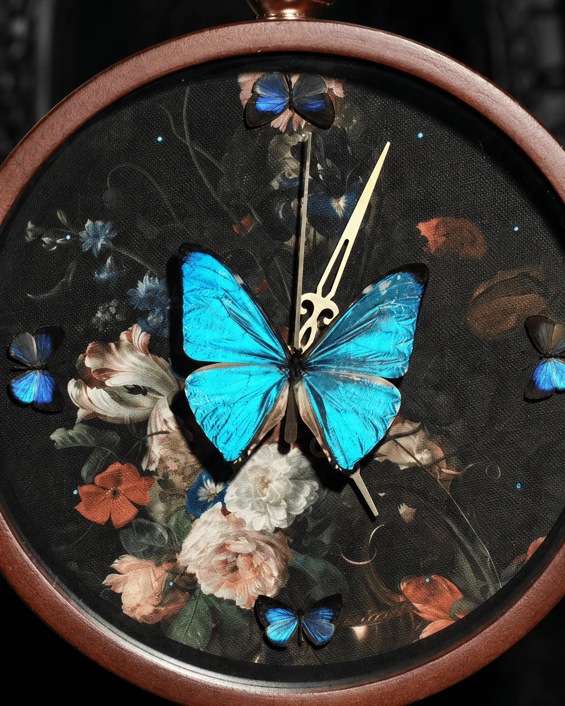 Vintage Butterfly Table Clock, Nature Inspired Art Decorative Clock for Bedroom, Unique Collectible Gift for Butterfly Lovers