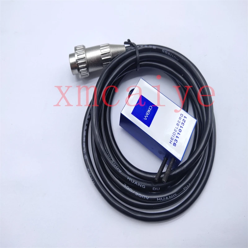 

1 Pcs Sensor For Offset Printing Machine Photocell 93.110.1321