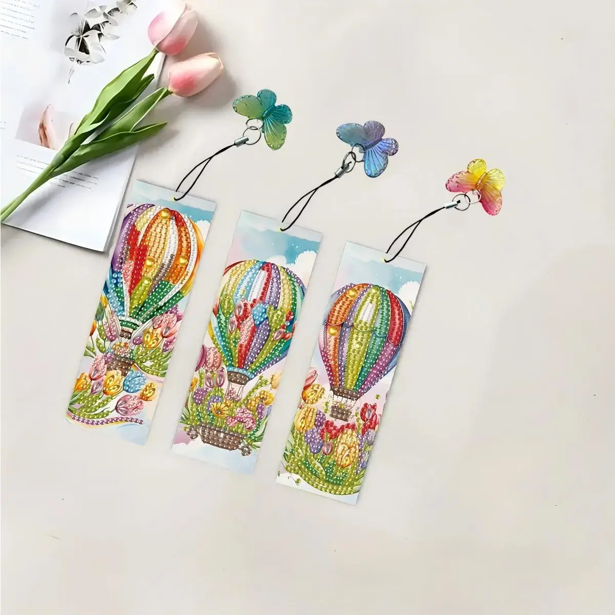 

DIY Diamond Painting Hot Air Balloon Bookmark Handmade 5D Full Drill Rhinestone Book Mark Kit Creative Craft Gift for Book Lover