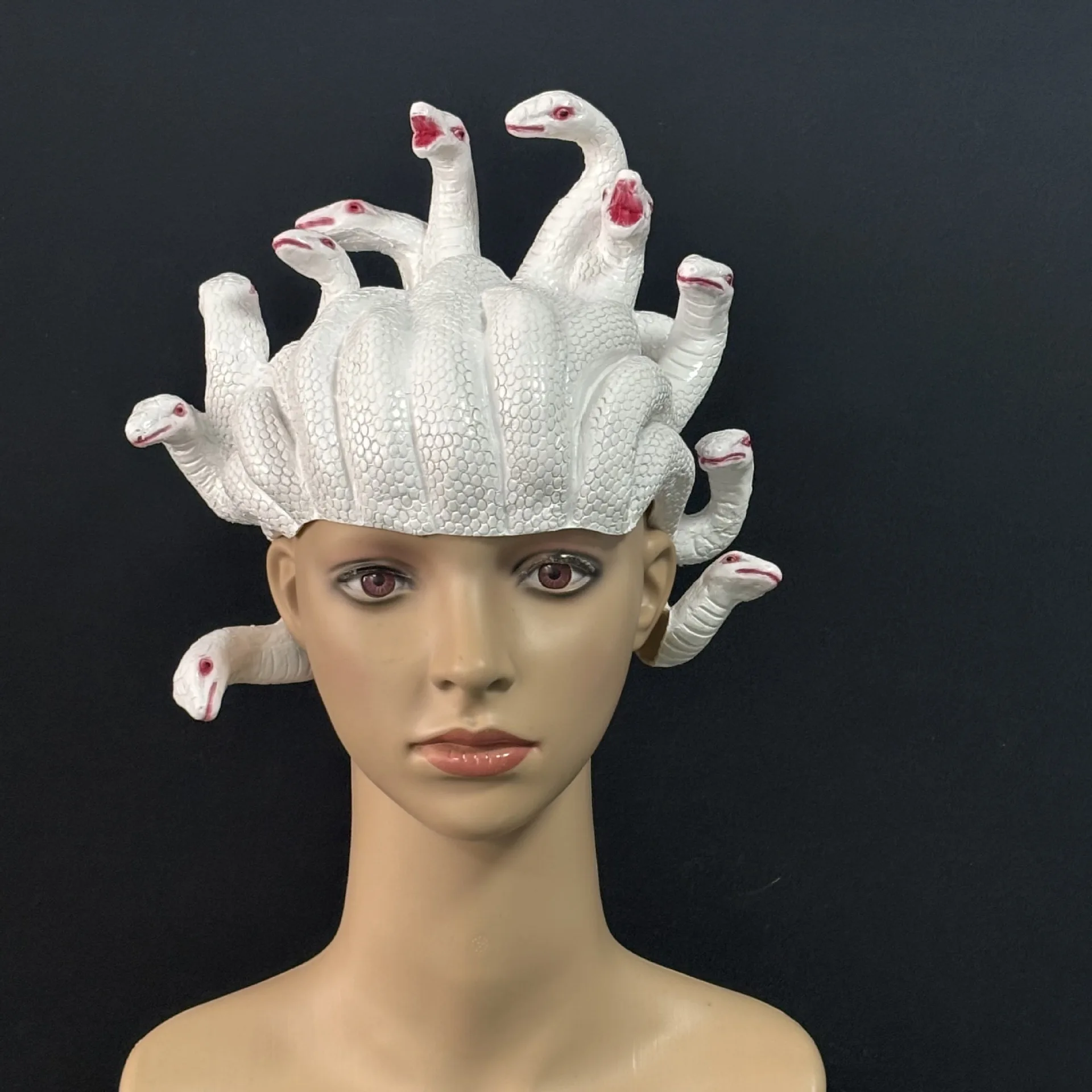 Weißer, mehrschlangenförmiger Kopfschmuck aus Latex, Horror-Halloween-Party-Cosplay-Kostüm-Kopfbedeckung für Erwachsene, Kostüm-Requisiten. – Detail 4