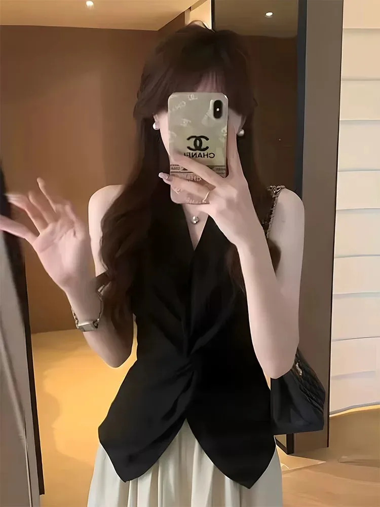 

Black V-Neck Knotless Sleeveless Vest Women's Summer Design Waist-Cinching Split Slimming Personality Top Casual Style