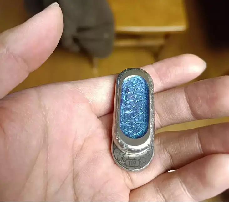 thumb