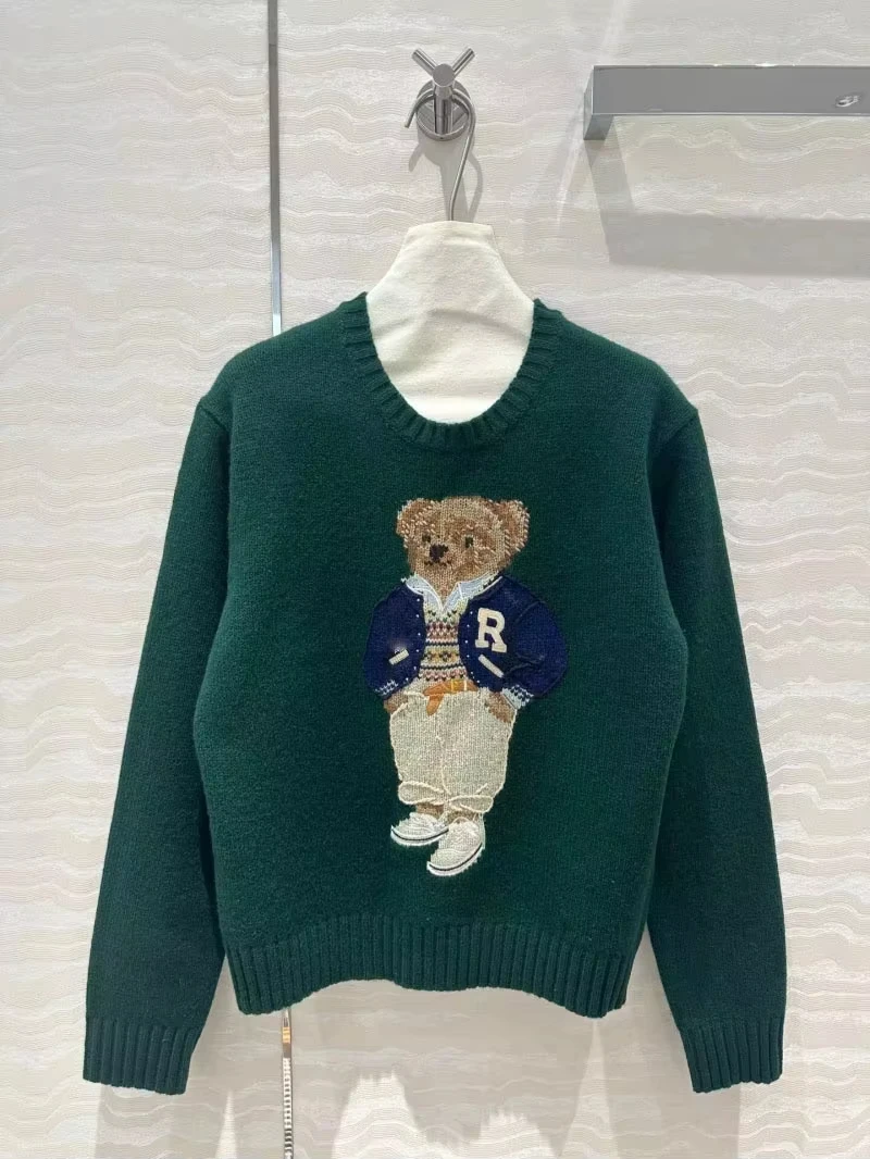 2025 New Women's Sweater, Fashionable Cartoon Bear Pattern, Versatile Wool and Cashmere Pullover