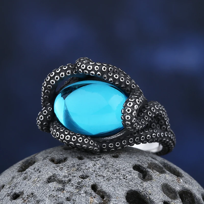 Vintage New Fashion Charm Stainless Steel Seaman Octopus Rings With Blue Zircon Men Anel Puck Jewelry Halloween Gift
