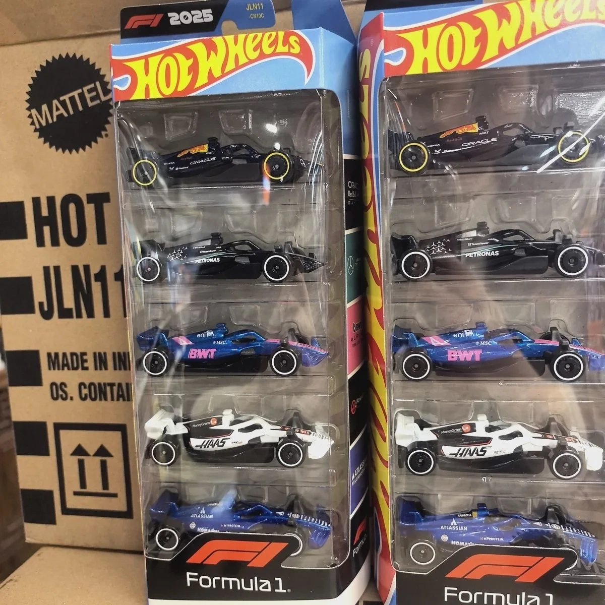 Hot Wheels 5 Packs Set 1/64 Diecast Collectible Car Formula 1 Ferrari Vehicle Car Model Gift For Collectors In Stock