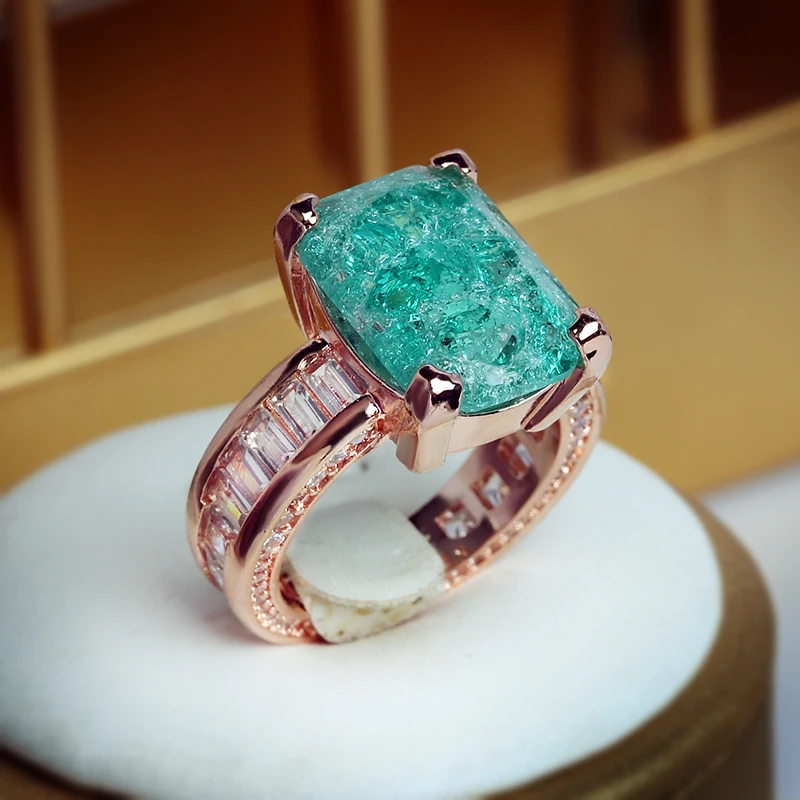 

2022 NEW Creative 18K Rose Gold Rectangular Paraiba Couple Ring For Women Geometric Emerald Valentine's Day Gift Party Jewelry