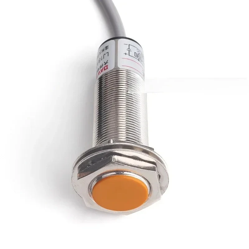 

3PCCS Proximity switch LJ18A3-8-Z/BX-AX-BY-AY-EX-DX-EZ-DZ-EDZ metal sensor M18