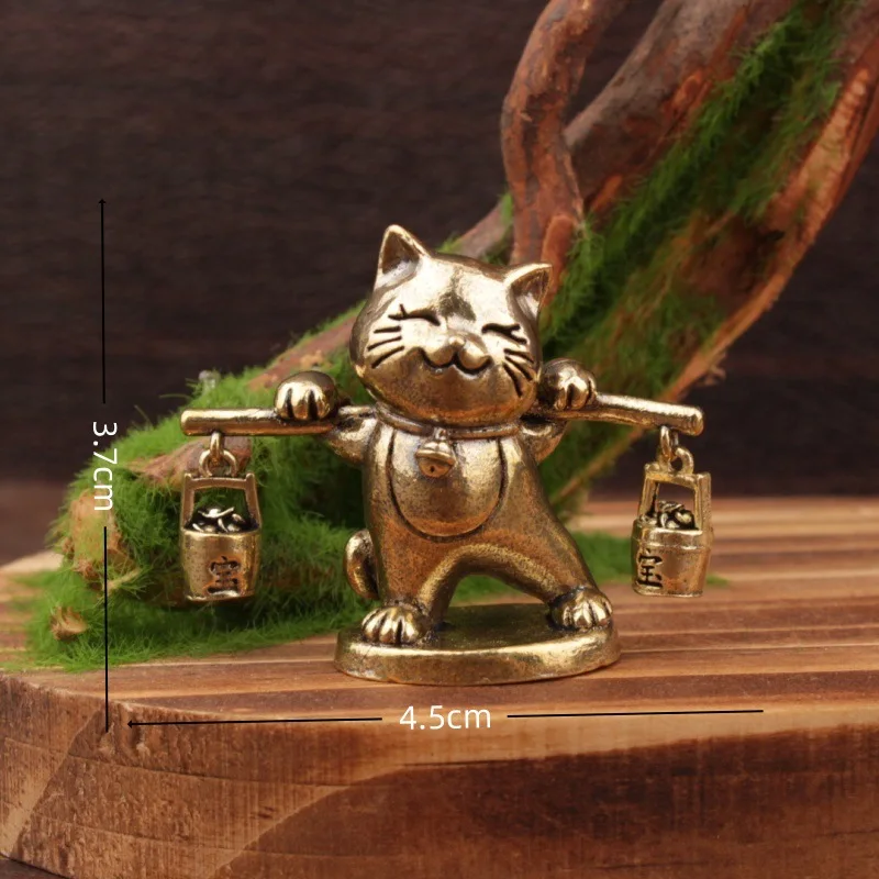 Retro Brass Lucky Cat Figurine Small Miniature Creative Tea Pet Sculpture Decoration Feng Shui for Home Cabinet Desk Office Gift