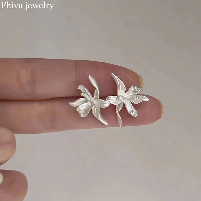 S925 Sterling Silver Simple Romantic Flower Earrings For Women Elegant Lady Prevent Allergy Stud Earrings Fine Jewelry Wholesale