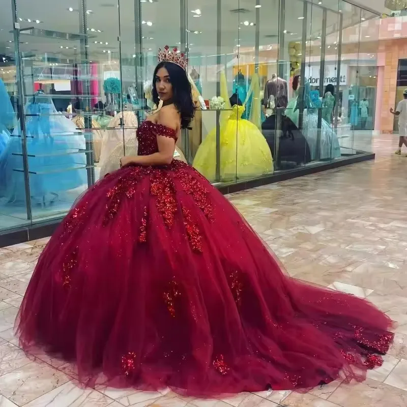 Customized Vestidos De Quinceañeras Burgundy Tulle Off Shoulder Quinceanera Dresses Ball Gown Birthday Party Dresses Appliqued