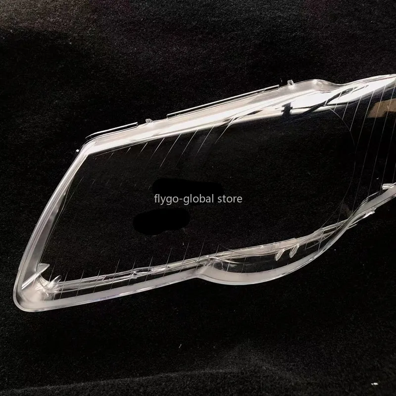 Suitable for Volkswagen old Magotan 06 07 08 09 10 11 B6 front headlight housing high transparency face shield PC