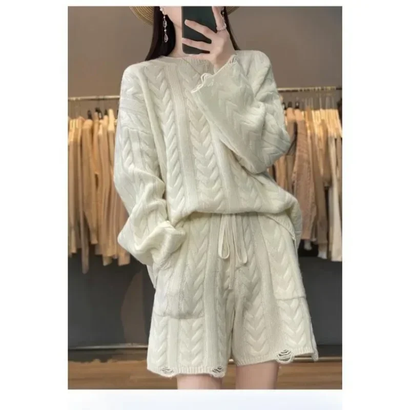 

2024 Set of Two Pieces of Dough Twist Suit Woman Solid Pullover Shorts Melted Sleeve Long Mesh Artistic Temperament L287