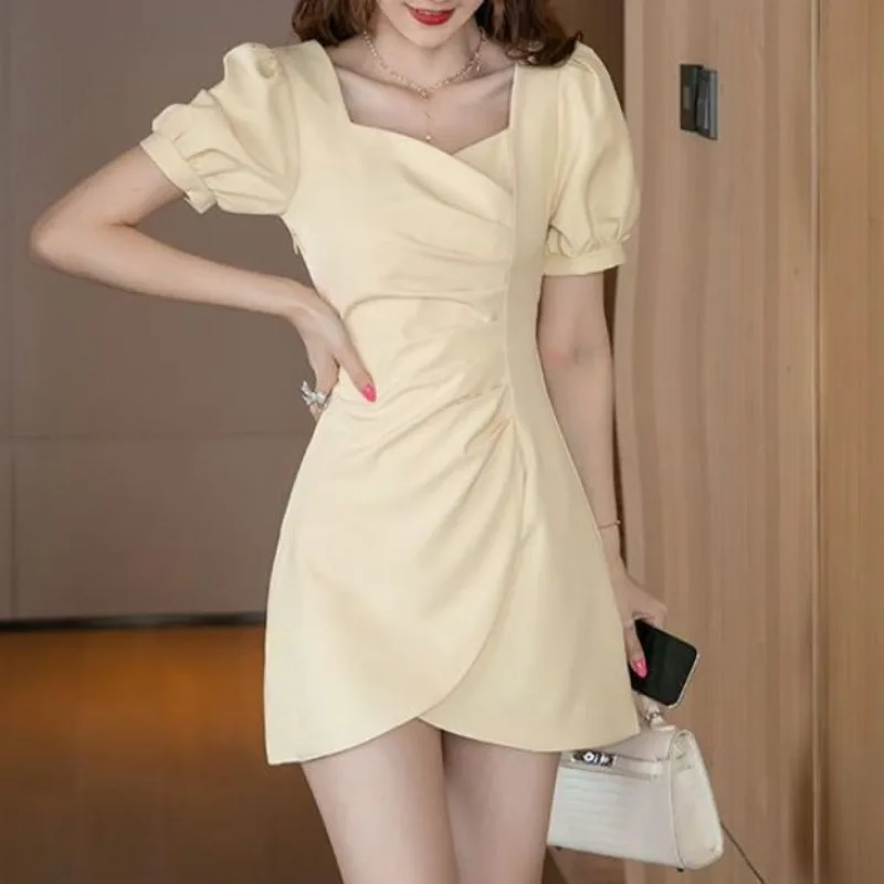 

Sweet and Spicy Girl Lolita 2024 Summer Pure Desire Irregular Bubble Square Neck Fashion Solid Color Waist Short Sleeve Dress