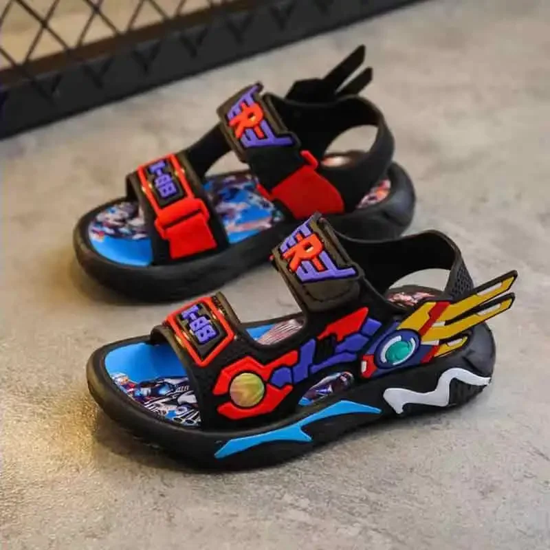 

Новые летние детские сандалии 2025 года. Обувь для мальчиков — спортивные пляжные сандалии с дышащей нескользящей мягкой подошвой для маленьких мальчиков и детей.