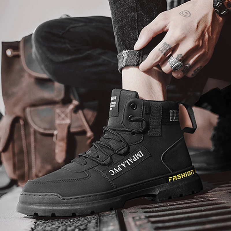 2024 Winter Mens Shoes New in Casual Male Boots Platform Tactical Ankle High Top Outdoor Walking Loafers Leather Army Sneakers