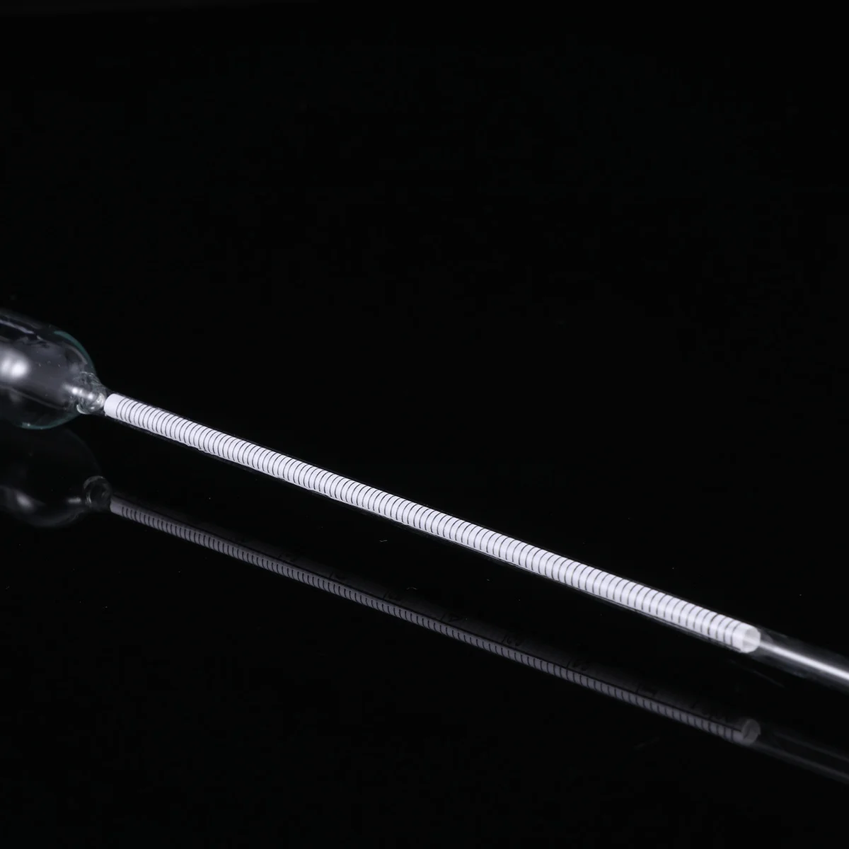 

2Pcs Aquarium Glass Hydrometer Floating Densitometer Fish Tank Specific Gravity Temperature Measurement Meter 1.3-1.4