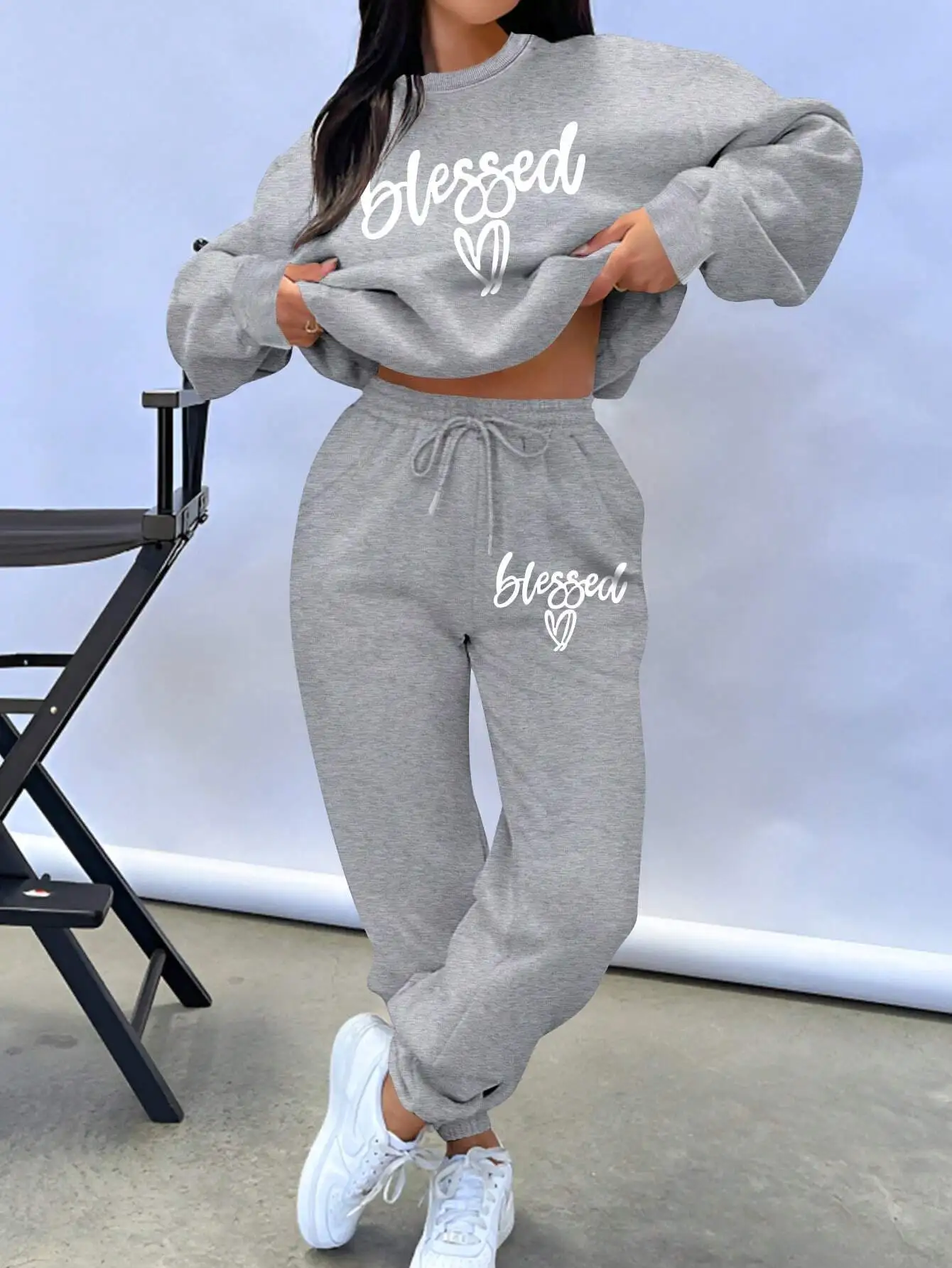 

Blessed Print 2 Piece Set Cropped Sweatshirt And Jogger Pants Casual Sportswear For Autumn Winter