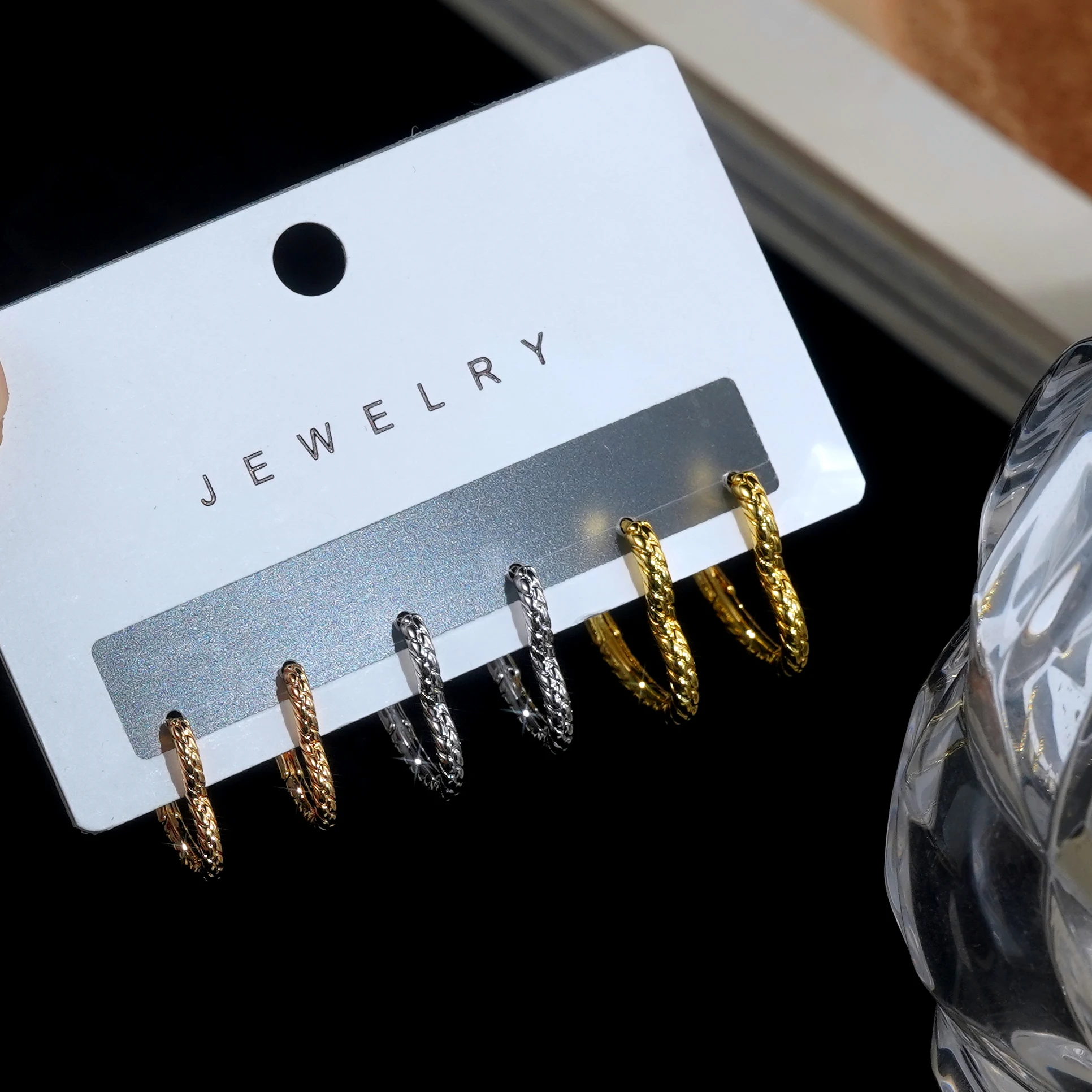 3 Pairs Classic Design Women Hoop Earrings Full with Square CZ Simple and Elegant Female Stud Accessories Versatile Jewelry