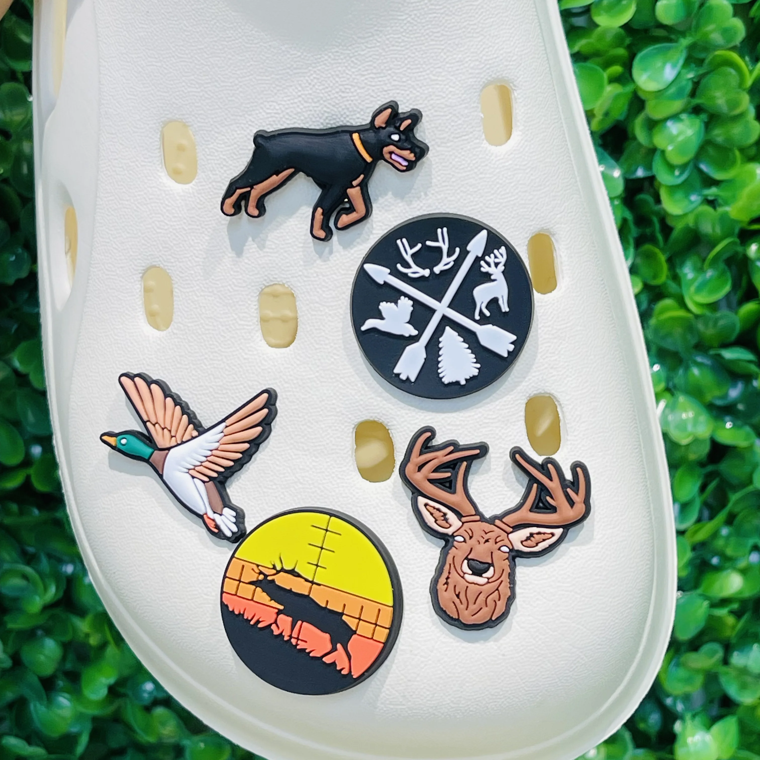 1-5pcs Cool Dog Elk Bird Shoes Charms Design Decoration Fit Adult Garden Sandals Buckle Birthday Present