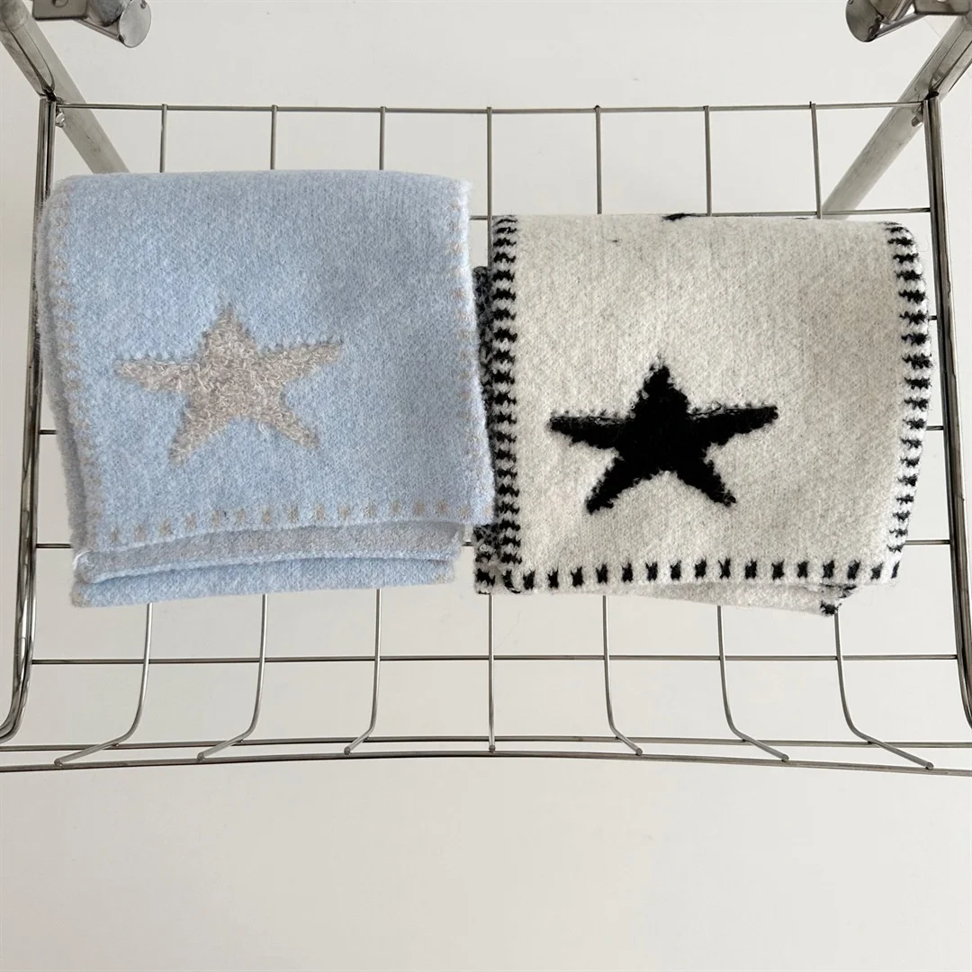 Scarf for Children Star Print Kids Knit Scarf Winter Warm Neckerchief  for Boys and Girls Windproof  Neckerchief