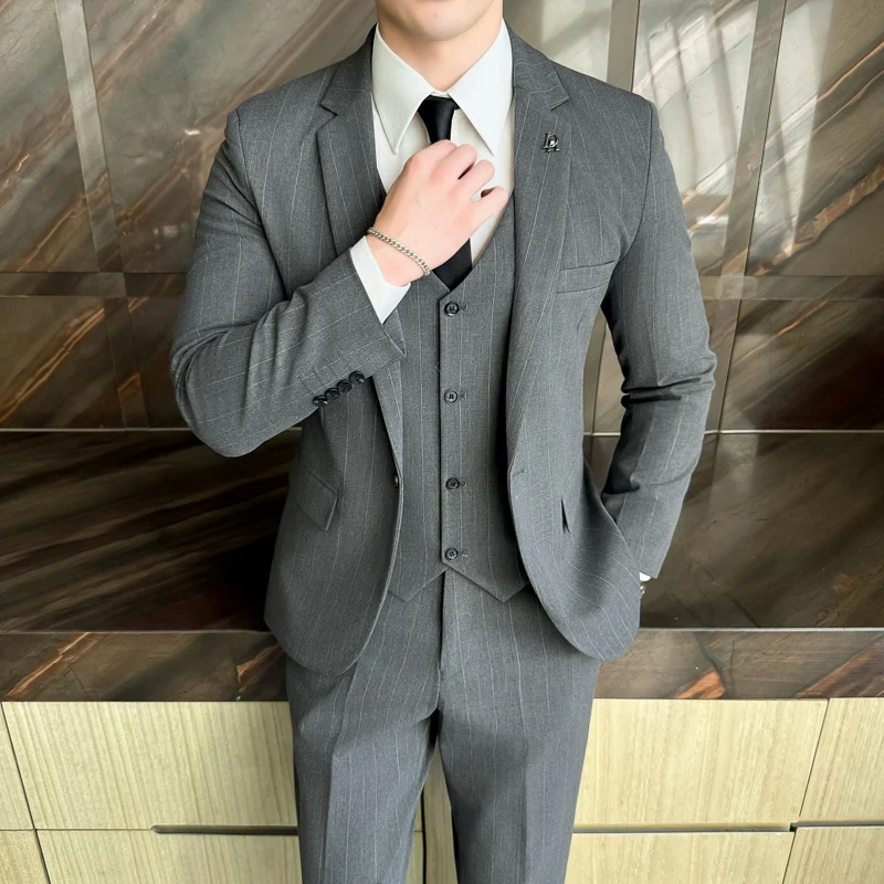 High Quality Mens 3-piece Set (suit + Vest + Trousers) Business Career Korean Version Slim-fit Best Man Bridegroom Wedding Dress