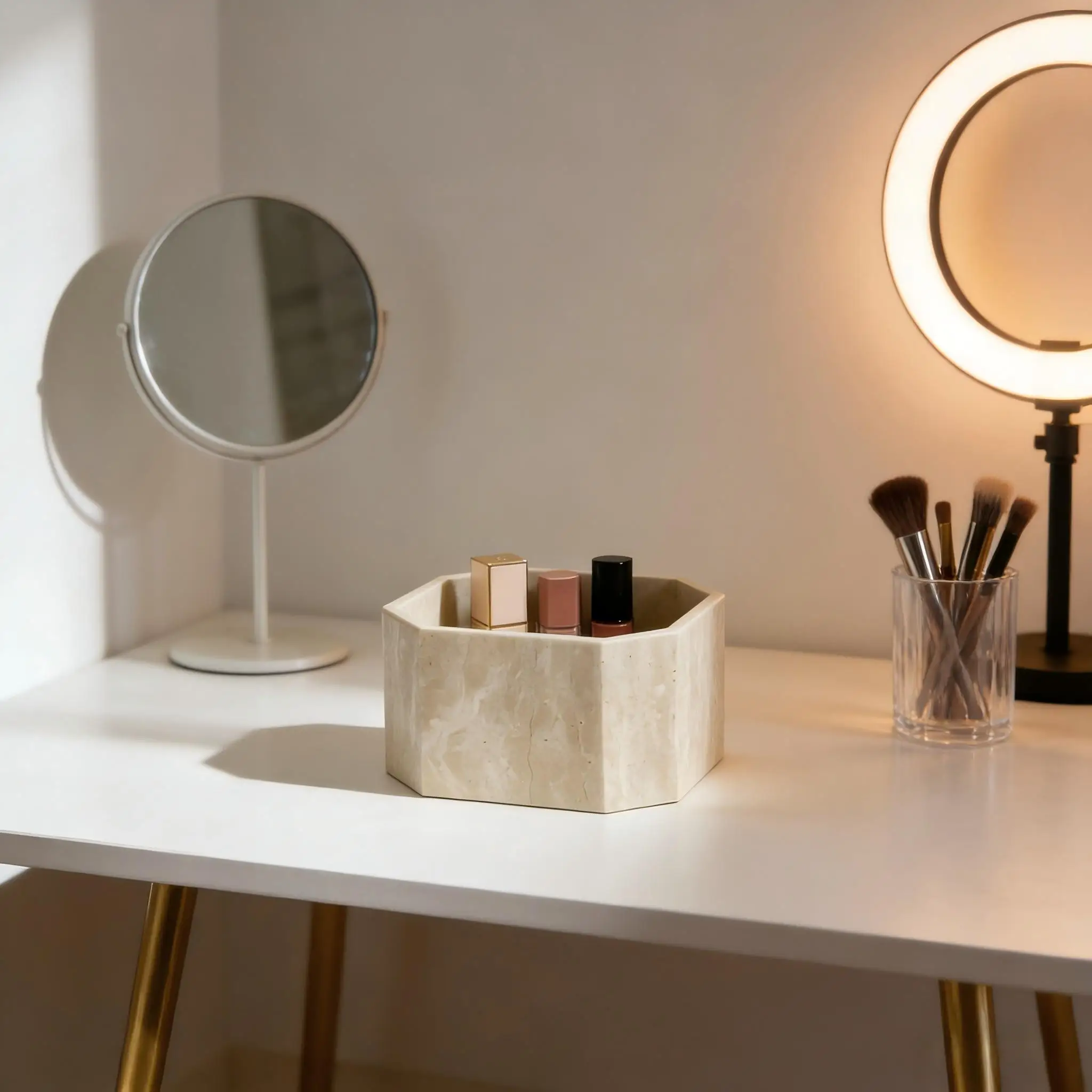 Travertine Octagonal Storage Box, Beige Stone Polygonal Lidded Storage Box, Suitable for Jewelry, Lipstick, and Perfume