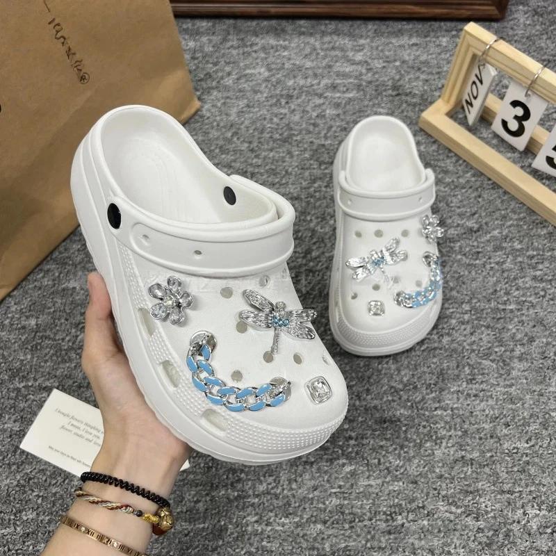 Butterfly Fashion Shoe Accessory Set, decorative shoe buckles, removable, suitable for sandals and flip-flops.