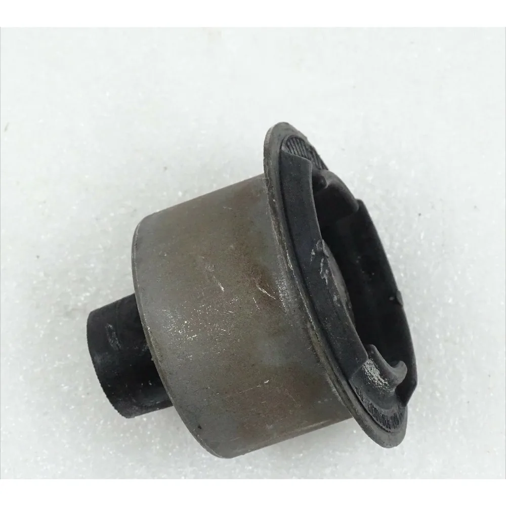 Half Shaft Crane Arm Bracket Rubber Bushings for Baic BJ40PLUS BJ40L Brand New