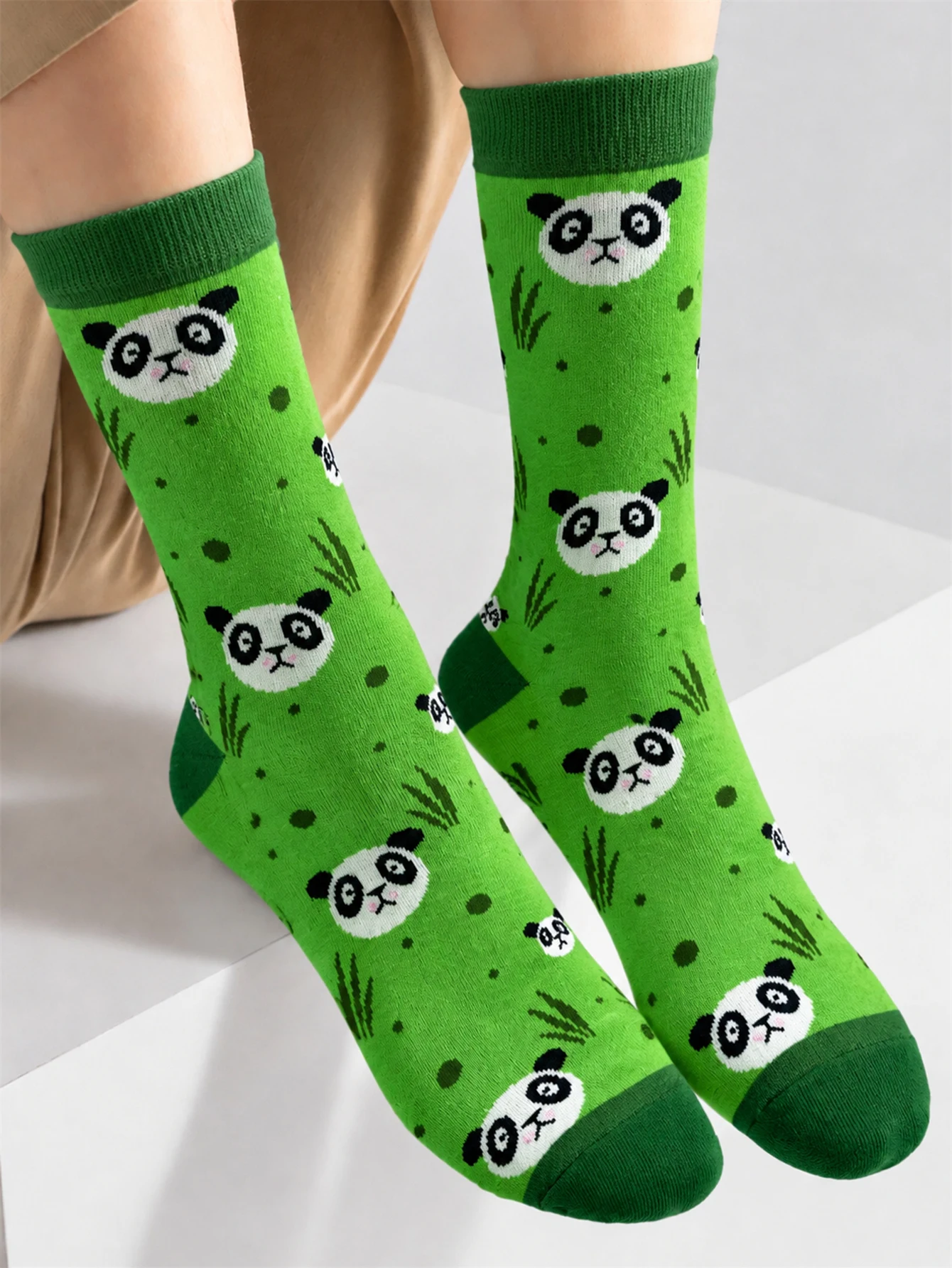 1 Pairs Cute Panda & Bamboo Print Crew Socks, Green Cartoon Animal Pattern Casual Cotton Unisex Mid‑Calf Socks