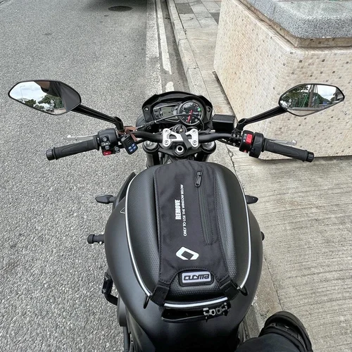 Imagen 2 del producto Bolsa de tanque para motocicleta Street Triple 765 Speed Triple 1050 Daytona 675 Sprint Trident 660 Tiger 1200 900 800, equipaje de bloqueo rápido