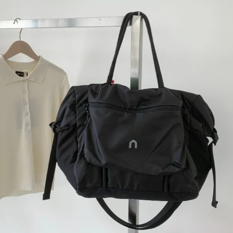 Unisex fashionable lightweight large-capacity travel bag waterproof nylon commuter, fitness, yoga, crossbody shoulder bag