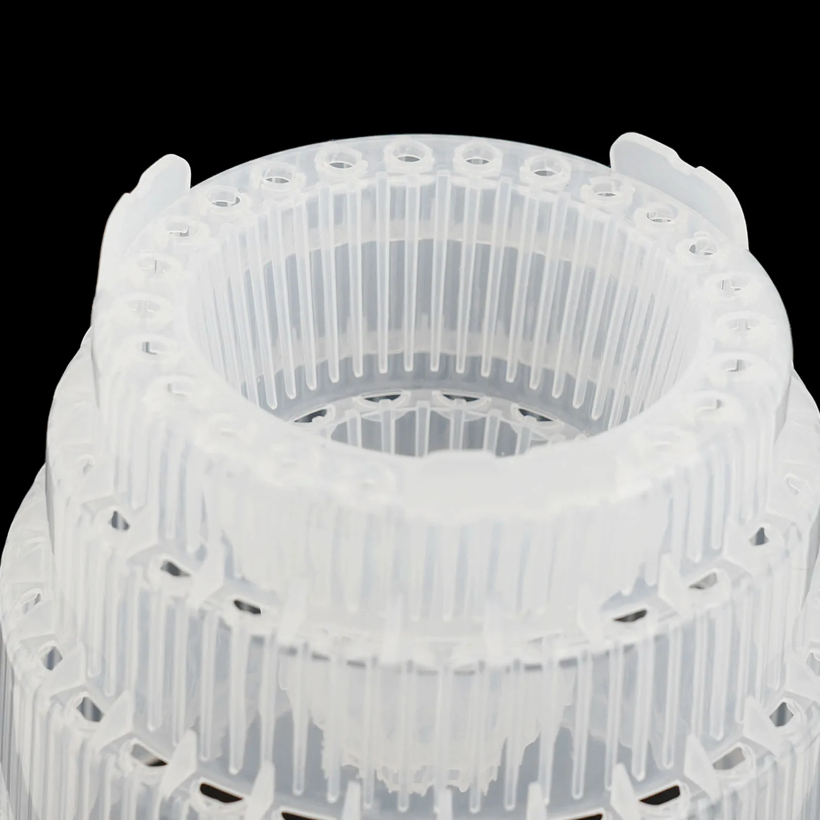 

Прозрачный горшок для орхидей из смолы с вентиляционными отверстиями и дренажной системой, разработанный для домашнего садоводства и контроля роста корней