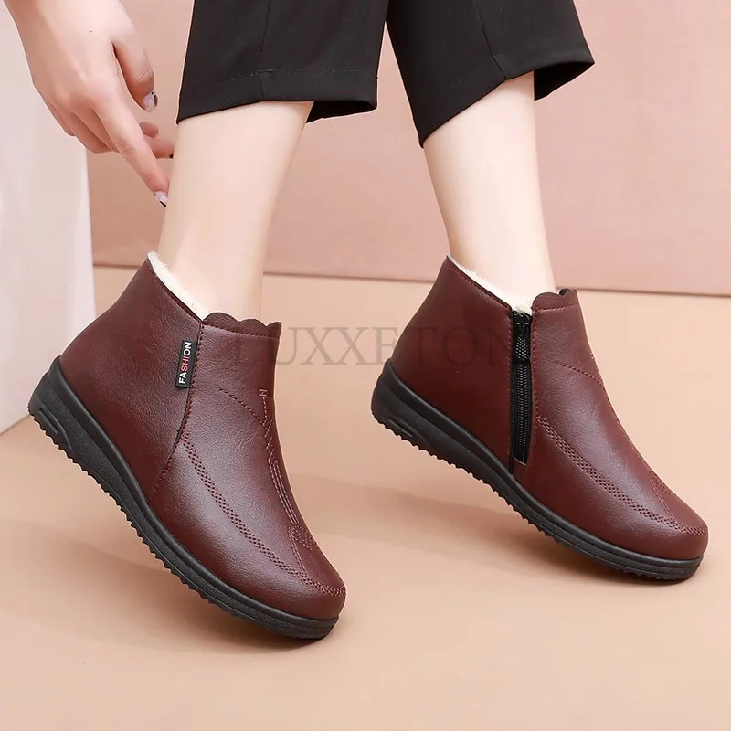 Flat Bottomed Low Heeled Round Toe Mother Shoes Elderly Cotton Shoes Soft Soled Anti Slip Short Boots Plush and Warm Snow Boots