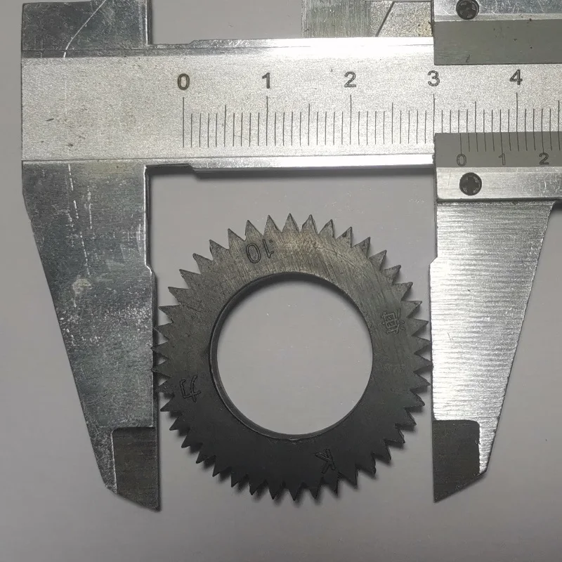 Diametro esterno della ruota del contatore dei soldi da 20 pezzi: 3,3 cm