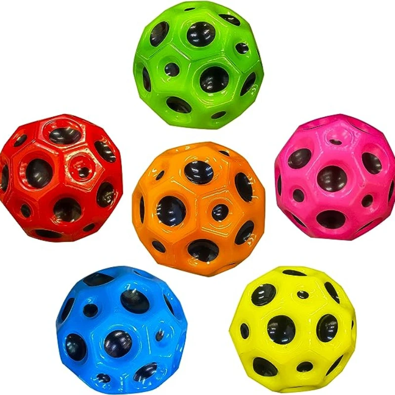 6.6cm Polyurethane Foam Super High Bounce Porous Sport Anti Moon High Bounce Ball Squeeze Toy Stress Ball Pinball Outdoor Games