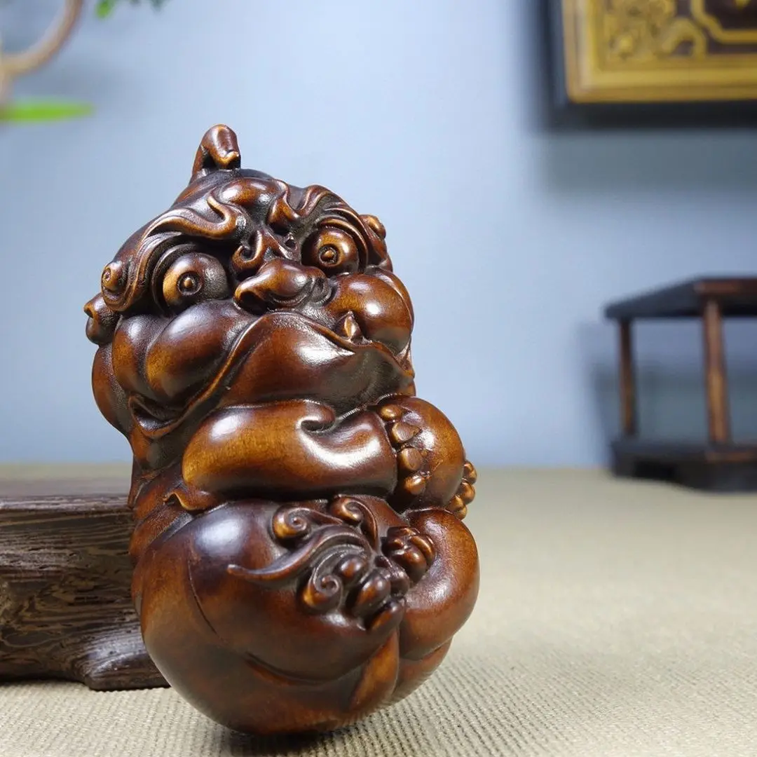 Hand Carved Wood proud pixiu Statue Figurine Desktop Ornaments Home Decoration Crafts Tea Pet Decor