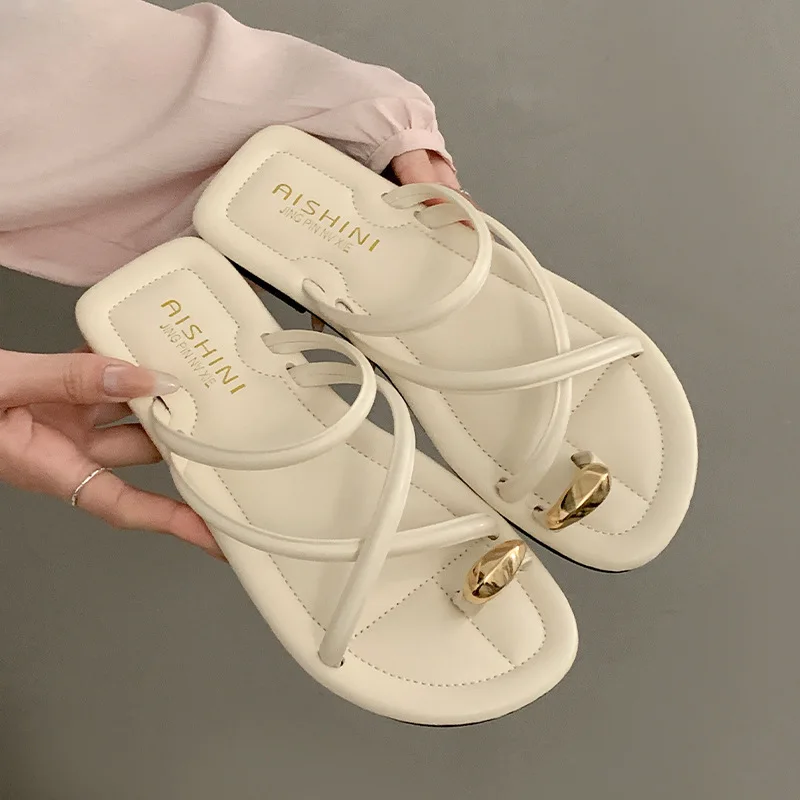 

Stylish Women's Cross Strap Slide Sandals Comfortable Toe Loop Beach Shoes with Casual Solid Color Design Slippers for Summer