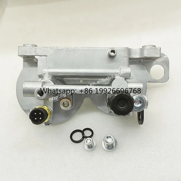 

FH-852 Machine Spare Parts 21168827 Housing Fuel Filter 22035823