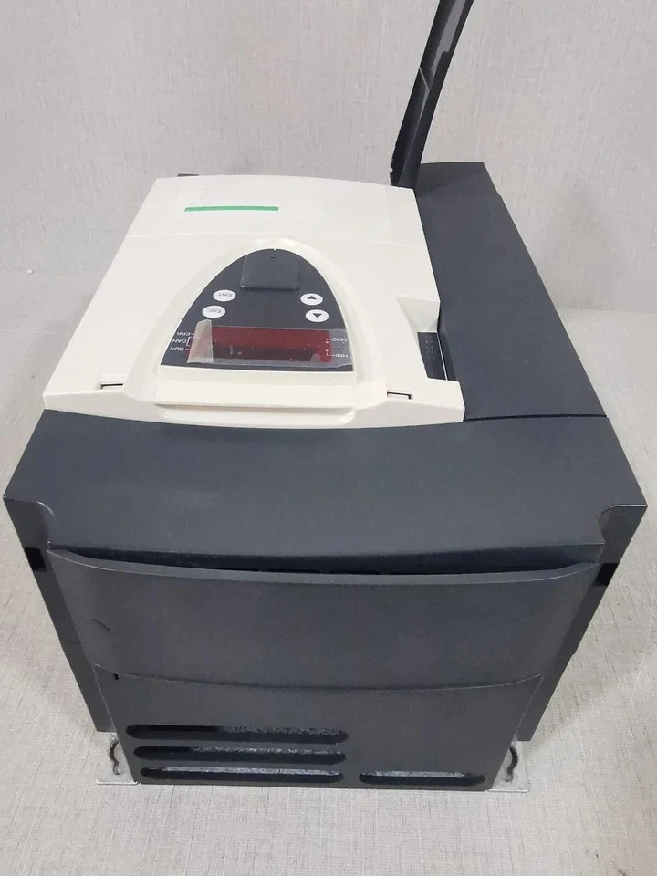 High Brand NEW 100% Quality ATV312HU15M2  ATV312HU22M2 ATV312H037N4 ATV312H055N4 ATV312H075N4 1 Year Warranty