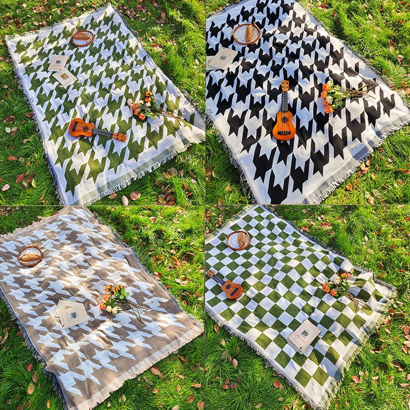 

Bohemian Knitted Thread Carpet, Rectangular Checkered Fabric, Coffee Table and Dining Table Cloth, Outdoor Camping Blanket