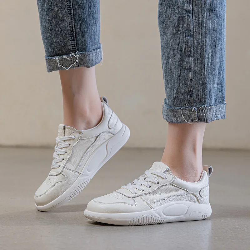 

Casual board shoes women's 2025 autumn and winter new flat sole single shoes with plush versatile sports shoes