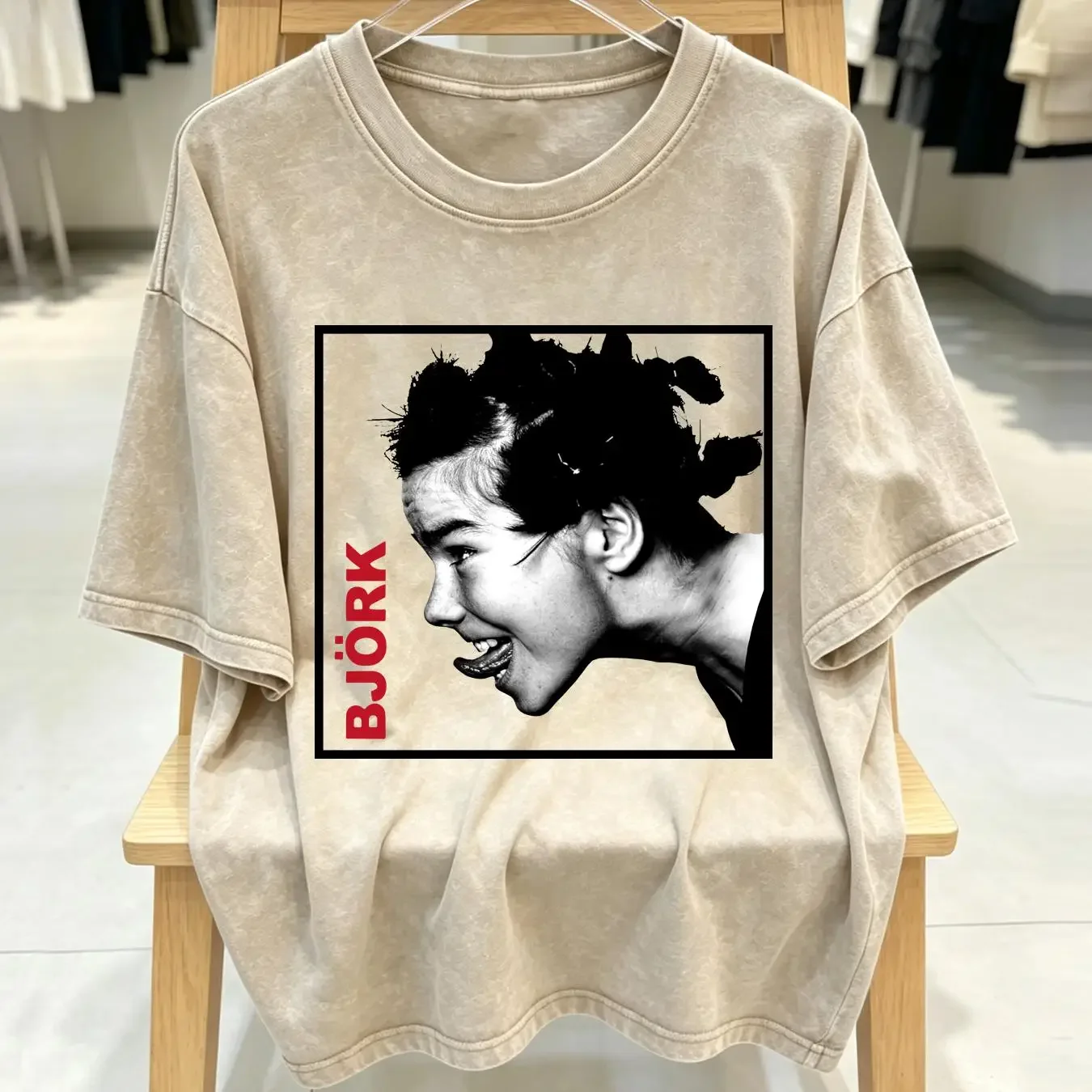 washed T Shirt Bjork classic tee Concert Tour short sleeve S 5XL NH1635 long sleeves vintage Washed streetwear Stylish Slightly