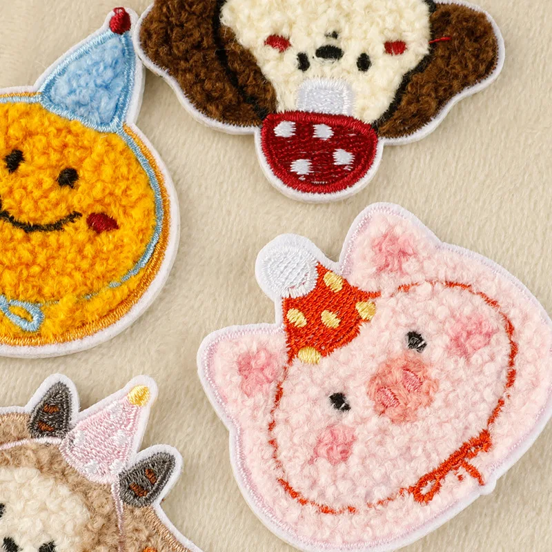 9 Stück Anime Chenille Katzen Niedliche Aufbügel-Patches für Hundekleidung, bestickte Tier-Aufnäher, selbstklebende Aufnäher für Kinderjacken, zum Aufnähen auf Stoffe – Detail 4