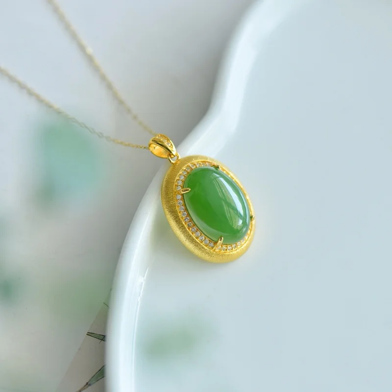 Natural Hetian Jasper-Shaped Claw Setting 925 Sterling Silver Brushed Gold Plated Pendant New Product