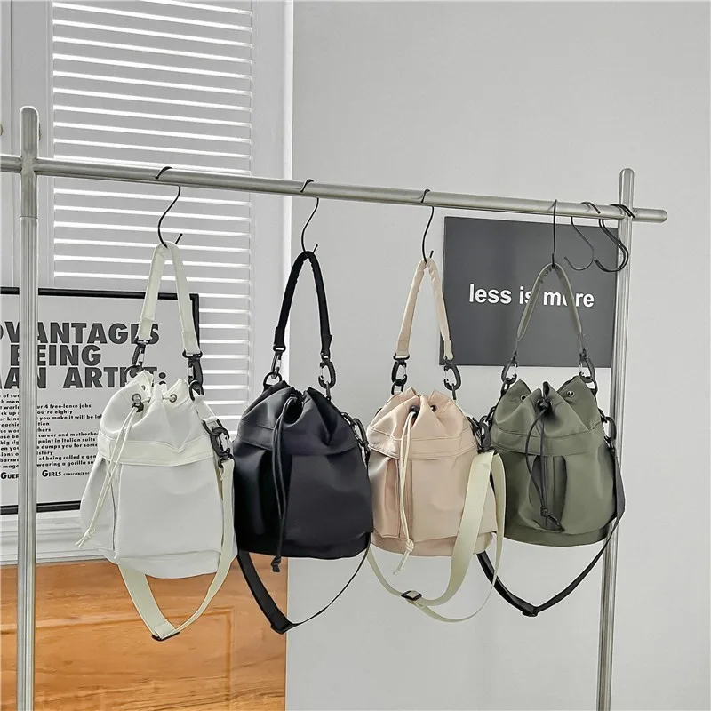 Casual Drawstring Pleated Shoulder Bag Women Nylon Korean Casual Bucket Bag Crossbody Bags Fashion Large Capacity Handhelds 2024