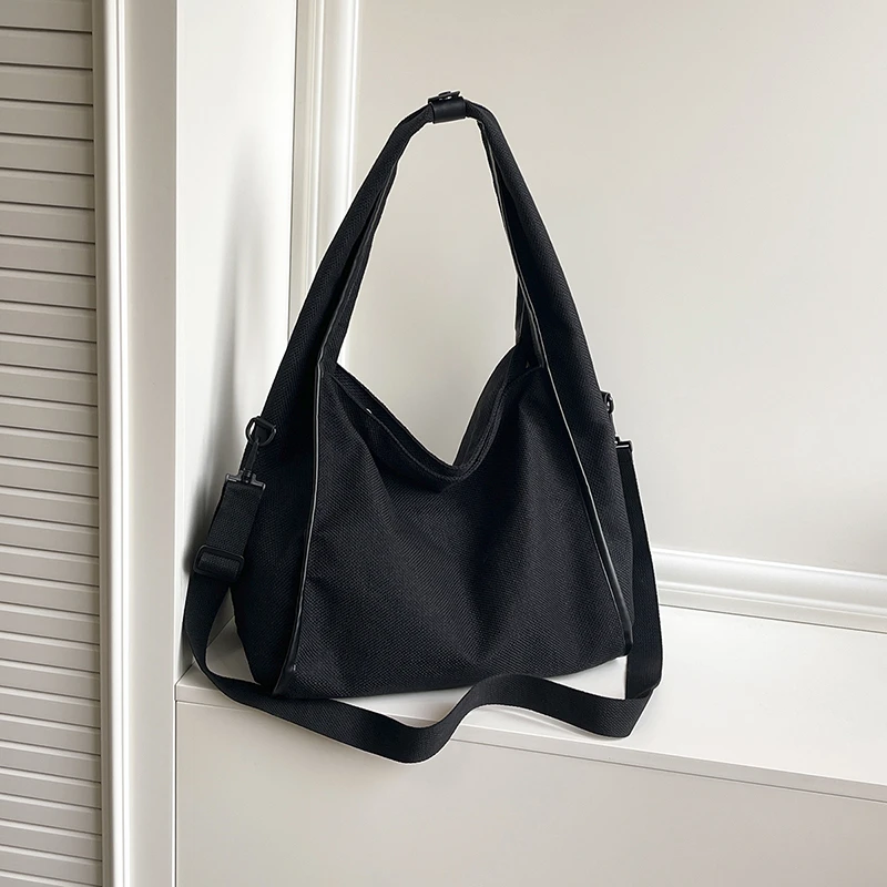 2026 New Trend Casual Tote Nylon Solid Color Zipper Large Capacity Shoulder Bags Daily Leisure Durable Simple Women's Handbags