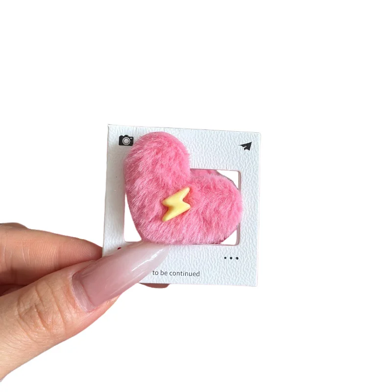 2Pcs Pink Heart-Shaped Lightning Plush Hairpin Liu Hai Tidying Up Celebrity Support Backpack Clothes Decorate Girl Birthday Gift
