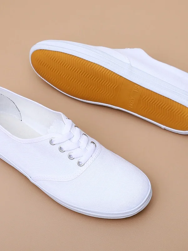 White Canvas Sports Shoes Martial Arts Training Driving Work Shoes Men's Low Cut Breathable round Toe Flat Heel  Color